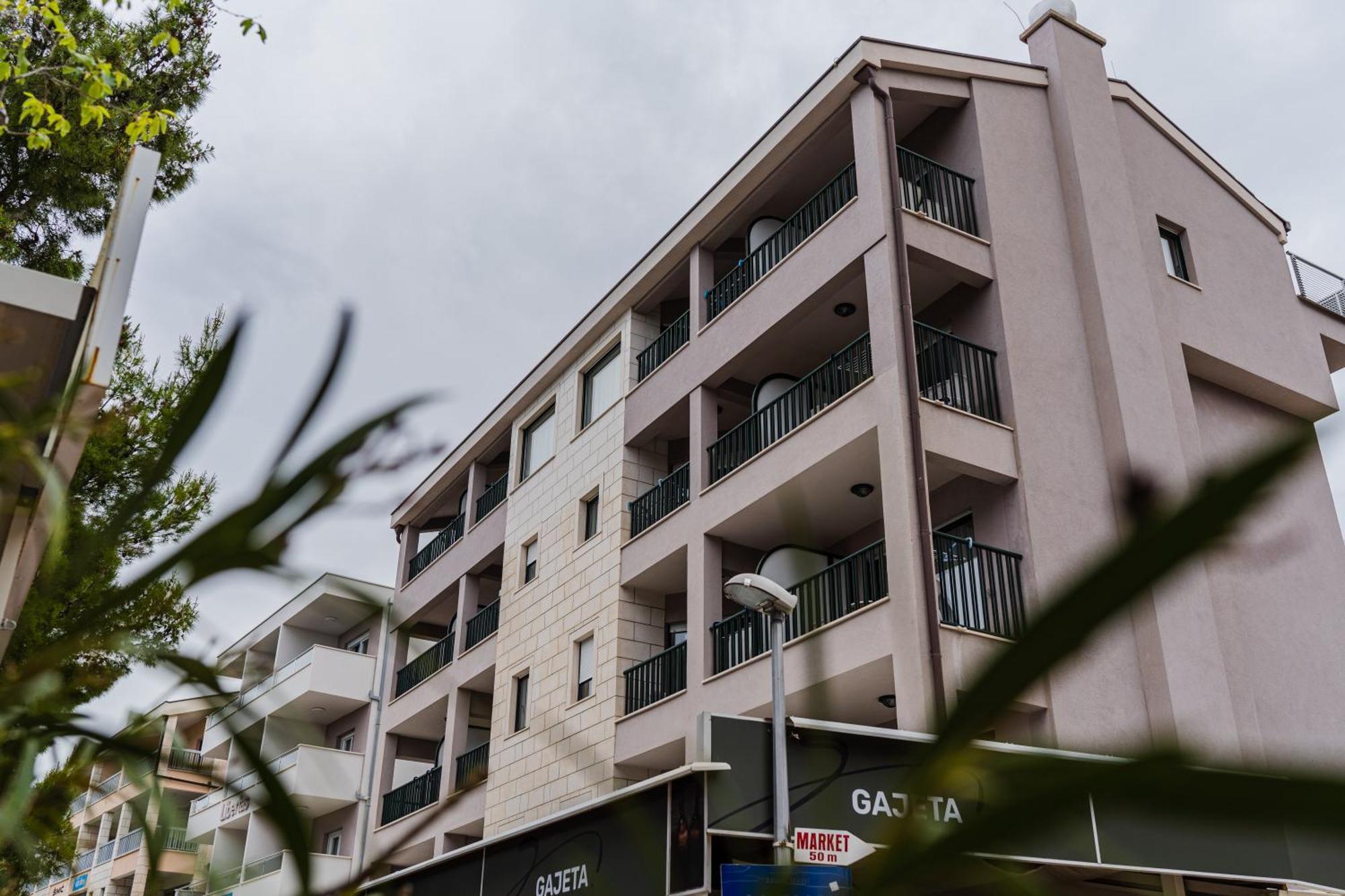 Apartment Beach Lucija